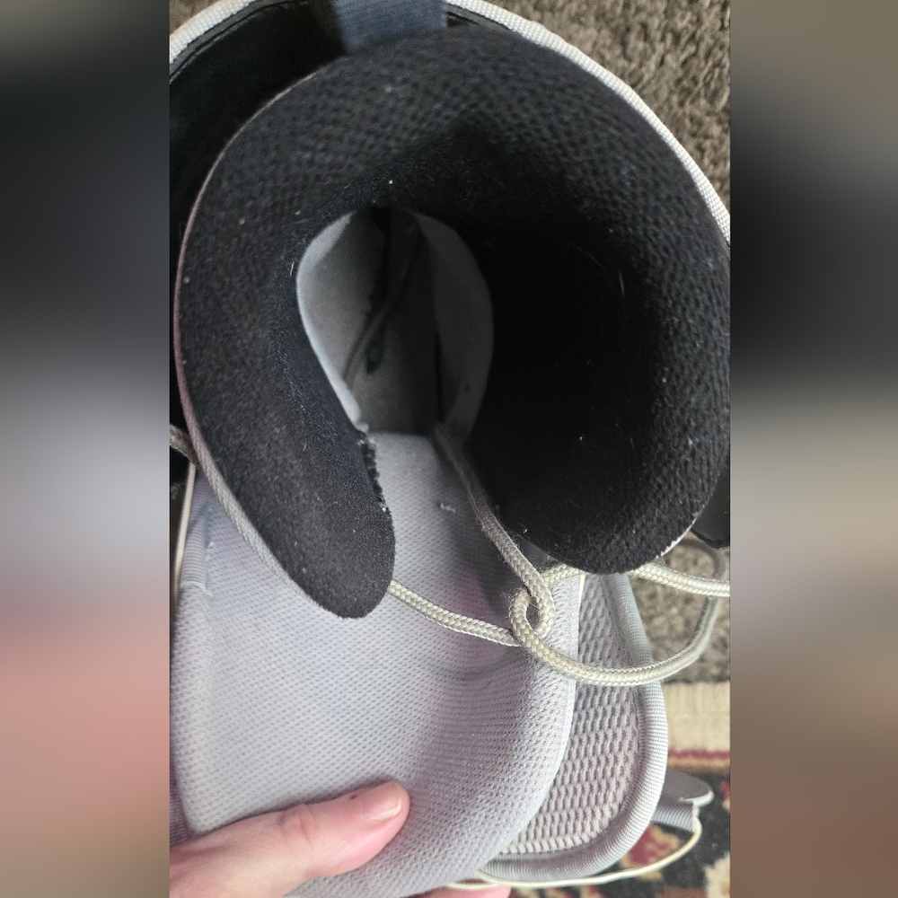 HOST PICK! 🎉🎊 Salomon Vigil Blue & Gray Snowboard Boots Sz7.5 - Picture 5 of 9